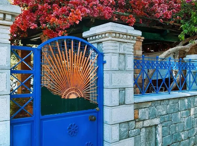 Veneto's Garden * كارداميلي